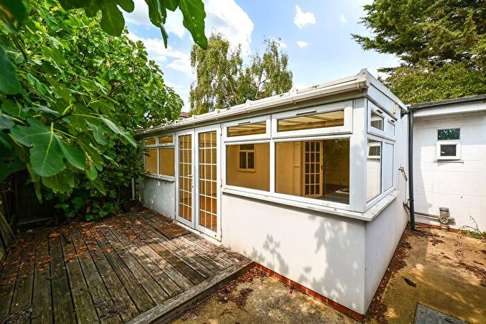 3 Bedroom Bungalow For Sale In Ashford, Surrey, TW15
