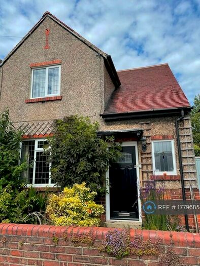 2 Bedroom Semi-Detached House To Rent In West Avenue, Whitley Bay, NE25