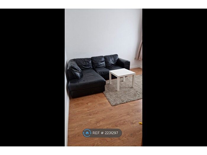 6 Bedroom Terraced House To Rent In Avondale Road, London, N15