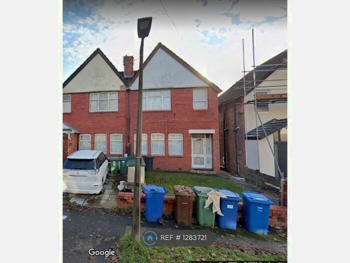 3 Bedroom Semi-Detached House To Rent In Salisbury Drive, Prestwich, Manchester M25