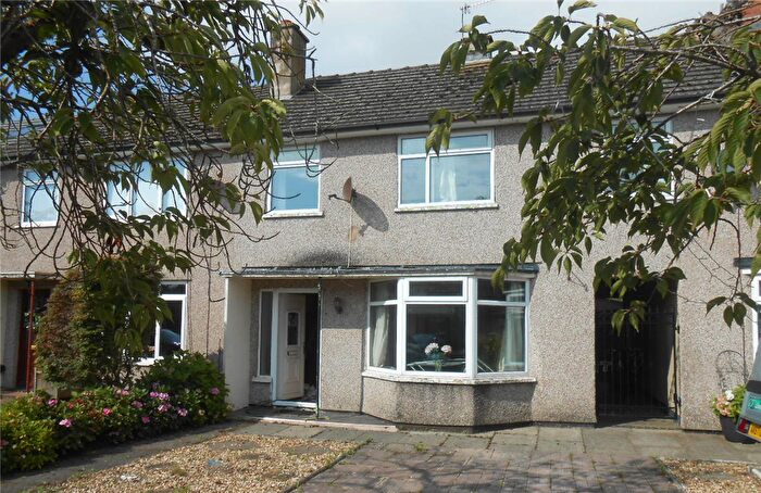 4 Bedroom Terraced House For Sale In Cockersand Drive, Lancaster, LA1