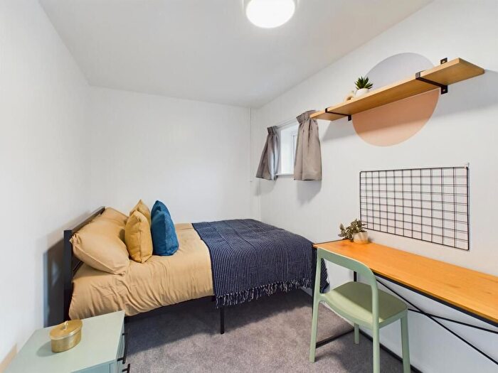 6 Bedroom Flat To Rent In Sage Road, Leicester, LE2