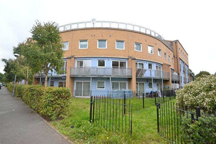 1 Bedroom Flat For Sale In Wooldridge Close, Bedfont, TW14
