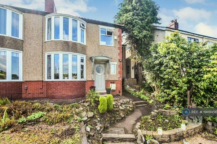 4 Bedroom Semi-Detached House To Rent In Royal Oak Avenue, Blackburn, BB1