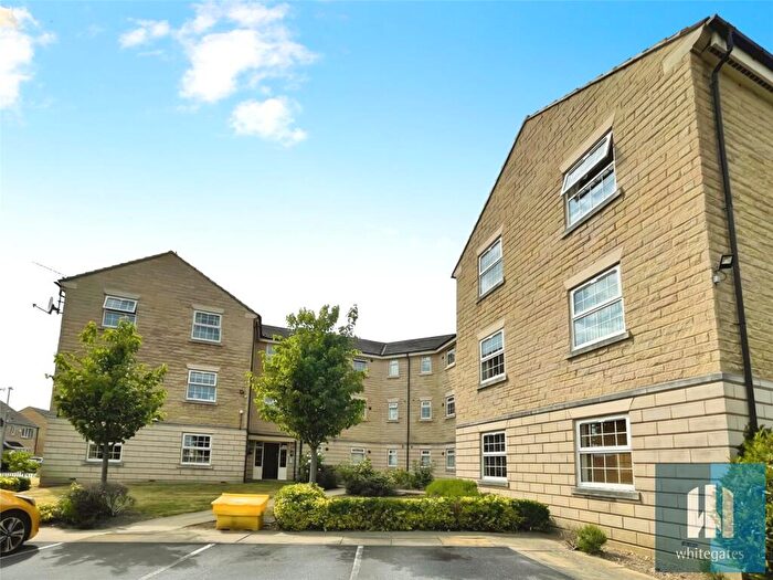 2 Bedroom Penthouse For Sale In Oxley Road, Ferndale, Huddersfield, HD2
