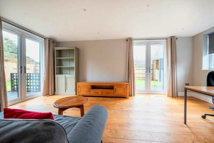 3 Bedroom Detached House To Rent In Guildford Road, Normandy, GU3