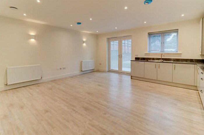 1 Bedroom Apartment To Rent In Rodborough House, Warwick Road, Coventry, CV3