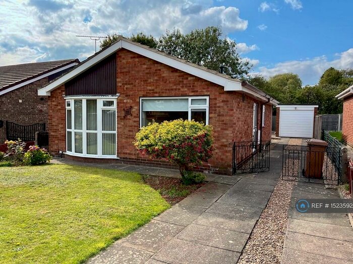 2 Bedroom Bungalow To Rent In Jacklins Approach, Scunthorpe, DN16