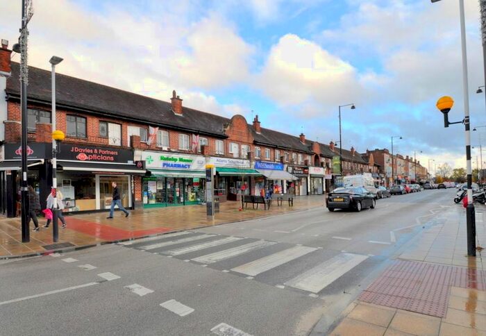 2 Bedroom Flat To Rent In Victoria Road, Ruislip, HA4