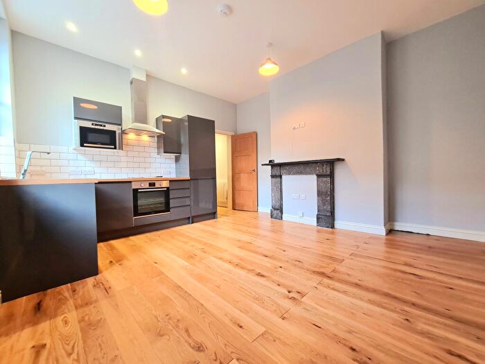 1 Bedroom Apartment To Rent In Powis Street, Woolwich, SE18