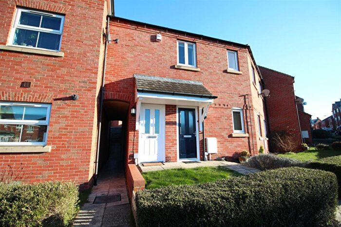 2 Bedroom Maisonette To Rent In Tyne Way, Rushden, NN10