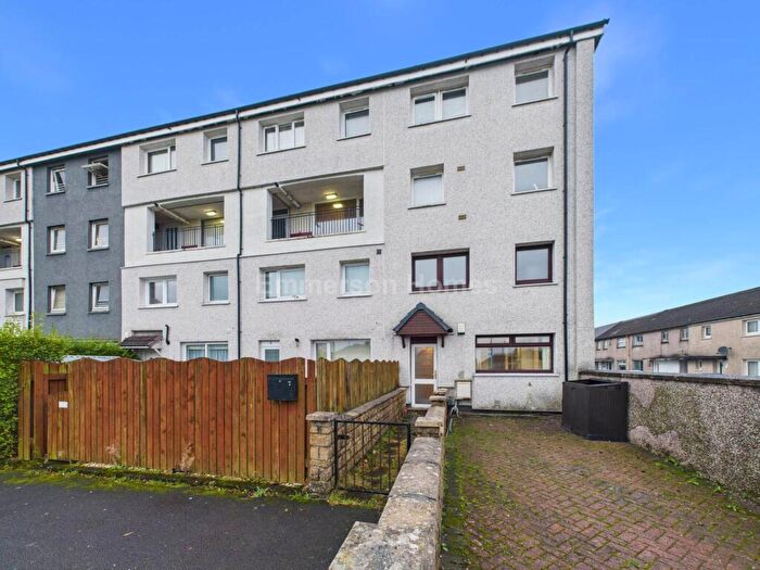 3 Bedroom Maisonette For Sale In Ettrick Terrace, Corseford, PA5