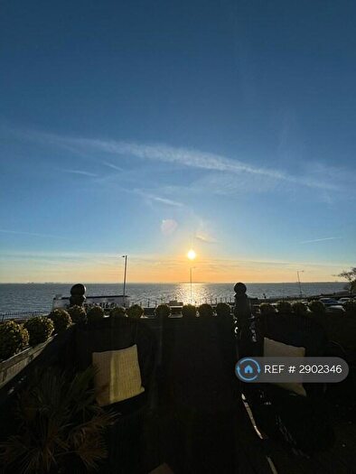 3 Bedroom Flat To Rent In The Leas, Westcliff-On-Sea, SS0