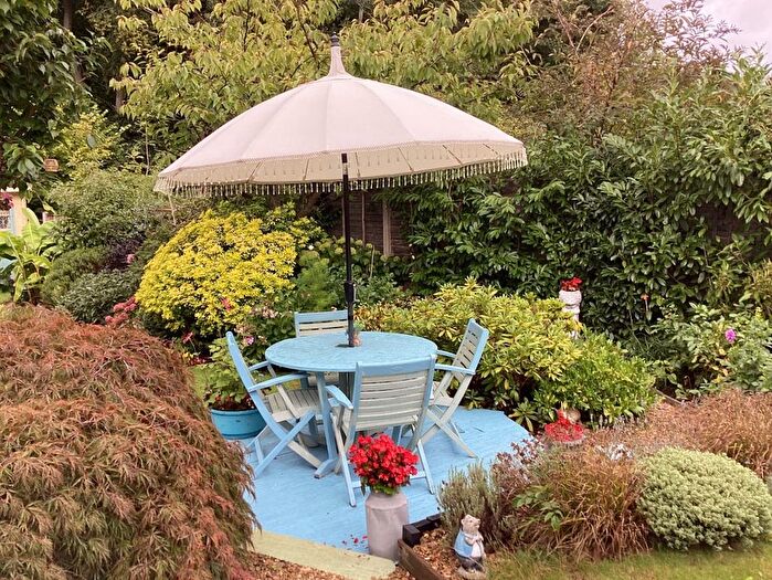 3 Bedroom Semi-Detached House For Sale In West Way, Beaconsfield, HP9