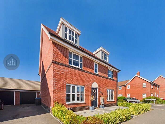 5 Bedroom Detached House For Sale In Brooke Way, Stowmarket, IP14