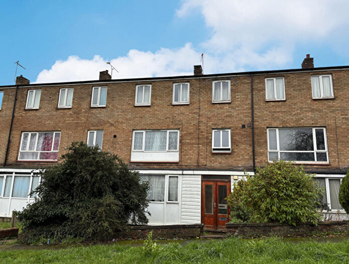 6 Bedroom Terraced House For Sale In Barley Croft, Hemel Hempstead, Hertfordshire, HP2