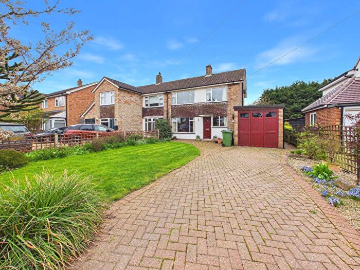 3 Bedroom Semi Detached House For Sale In Bushmead Road, Eaton Socon, St. Neots, PE19