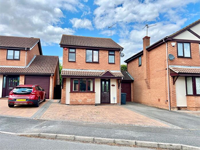 3 Bedroom Property To Rent In Charnwood Road, Corby, NN17