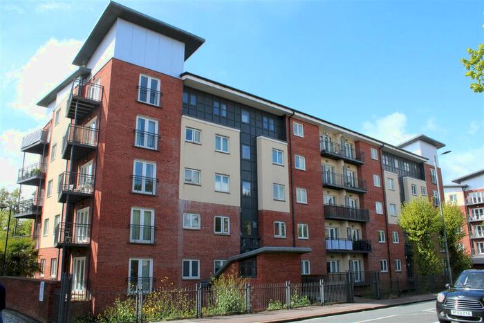 2 Bedroom Flat To Rent In New North Road, Exeter, EX4