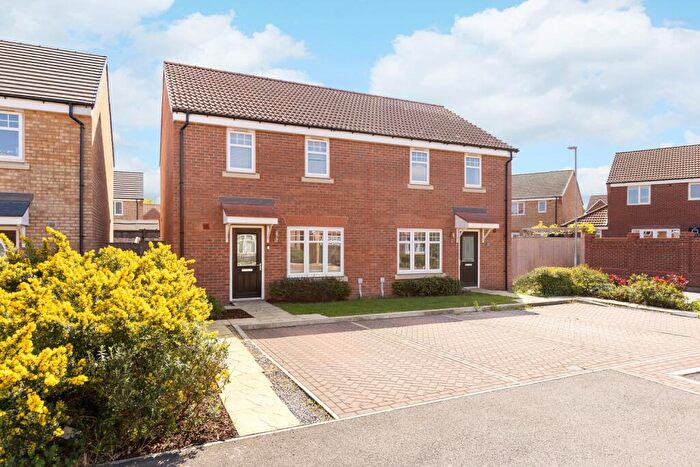 3 Bedroom Semi Detached House For Sale In Marquis Grove, Howden, Goole, North Humberside, DN14