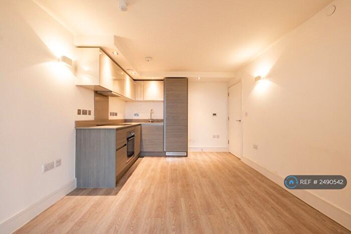 1 Bedroom Flat To Rent In Premier House, Edgware, HA8