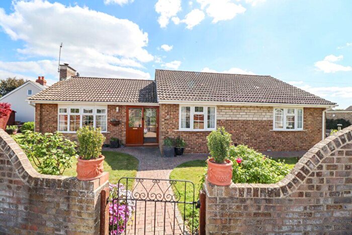 3 Bedroom Detached Bungalow For Sale In Astrid Close, Hayling Island, PO11