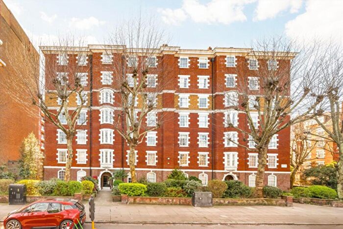 2 Bedroom Flat For Sale In Grove End Road, St John's Wood, NW8
