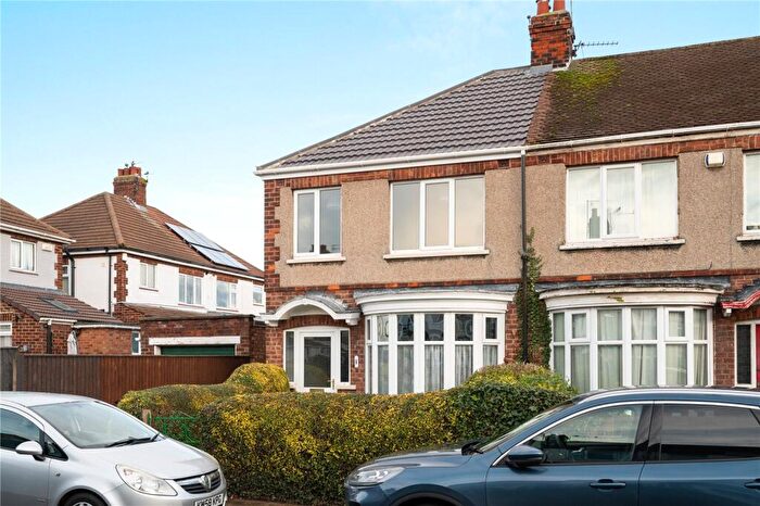 3 Bedroom End Of Terrace House For Sale In Corinthian Avenue, Grimsby, N E Lincs, DN34