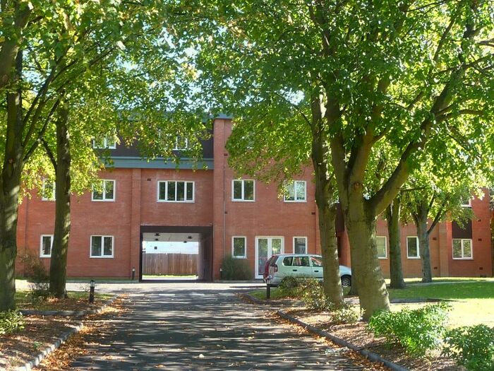 2 Bedroom Apartment To Rent In Goosemoor House, B23