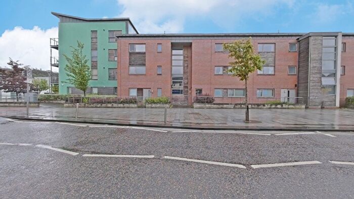 2 Bedroom Flat To Rent In Drip Road, Raploch, Stirling, FK8