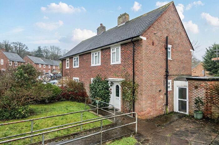 3 Bedroom Semi Detached House For Sale In Almond Way, Bromley, BR2