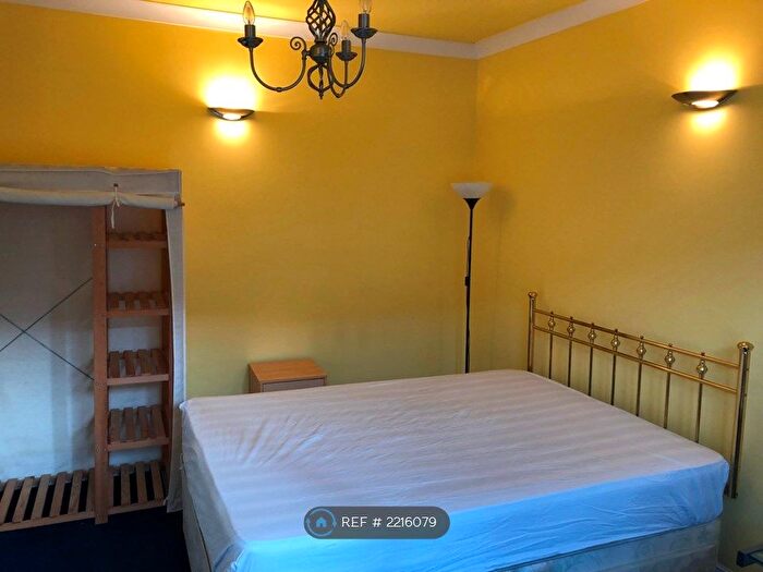 4 Bedroom Terraced House To Rent In Livingstone Road, Southampton, SO14