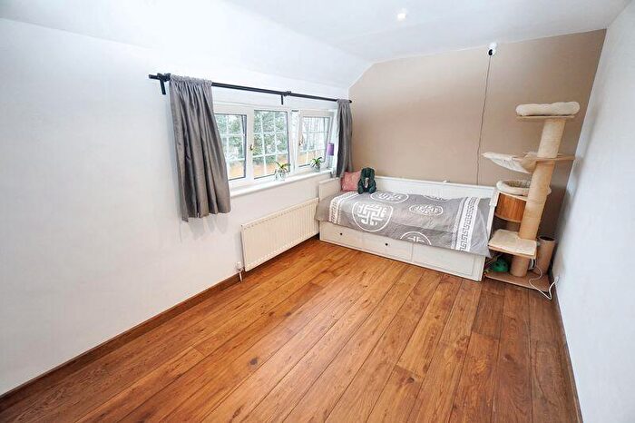 2 Bedroom Semi-Detached House For Sale In Hawthorne Road, High Wycombe, HP13
