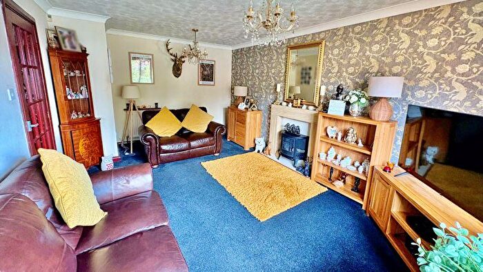 2 Bedroom Semi-Detached Bungalow For Sale In Bottesford Close, Lincoln, LN6