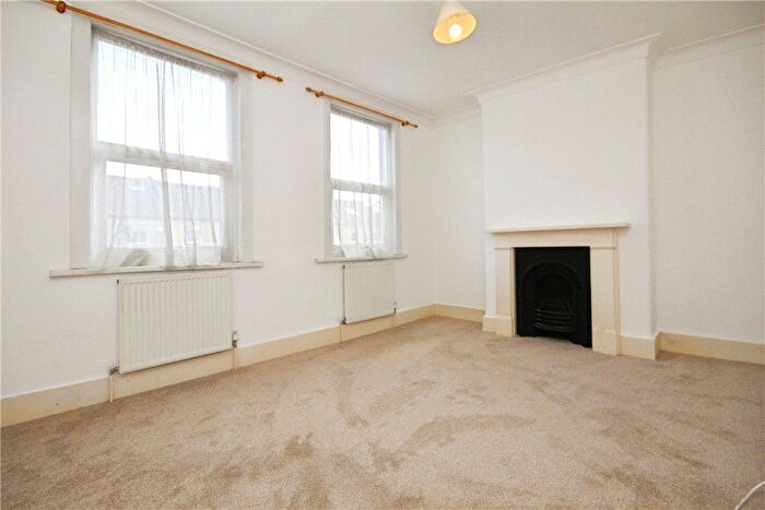 2 Bedroom Terraced House To Rent In Holmesdale Road, London, SE25