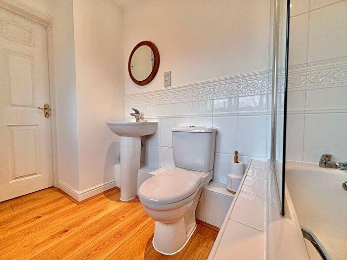 2 Bedroom Detached Bungalow For Sale In Poplar Rise, Great Barr, Birmingham, B42