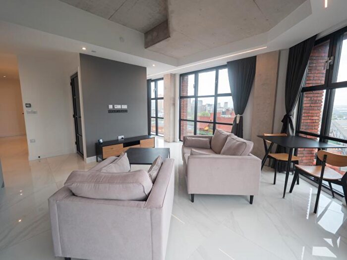 1 Bedroom Apartment To Rent In . :: One Silk Street, M4