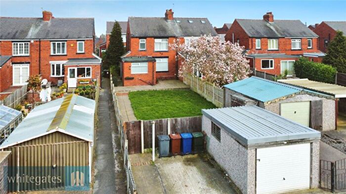 3 Bedroom Semi Detached House For Sale In First Avenue, Royston, S71