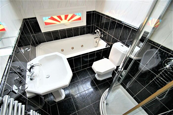 4 Bedroom Terraced House To Rent In Stoke Park Mews, Coventry, CV2