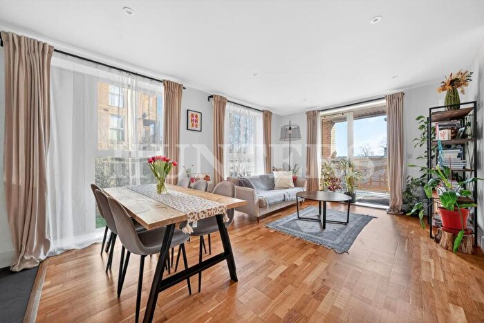 2 Bedroom Flat For Sale In Chalkley House, High Road, N15
