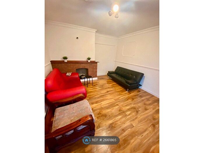 4 Bedroom Terraced House To Rent In Taft Way, London, E3