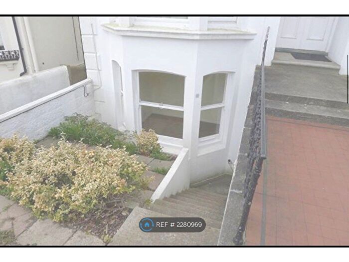 1 Bedroom Flat To Rent In Beaconsfield Villas, Brighton, BN1