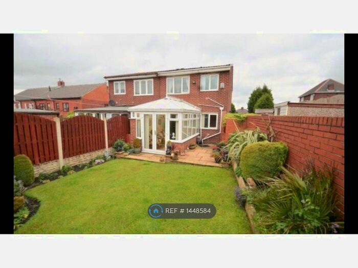 3 Bedroom Semi-Detached House To Rent In Dickinson Road, Barnsley, S70