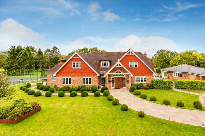 6 Bedroom Detached House For Sale In Roundstreet Common, Wisborough Green, Billingshurst, RH14