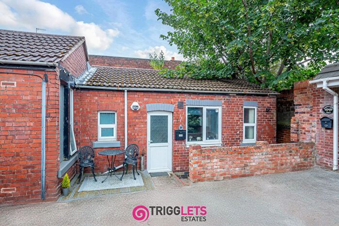 1 Bedroom Flat To Rent In Rawmarsh Hill, Parkgate, Rotherham, S62