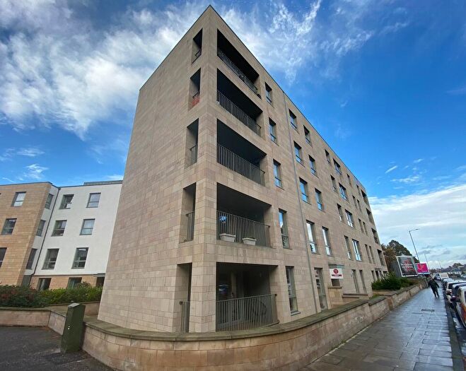 2 Bedroom Flat To Rent In Marionville Road, Meadowbank, Edinburgh, EH7