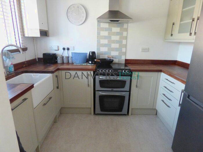 2 Bedroom Semi-Detached House To Rent In Broughtons Field, Wigston, Leicester, LE18