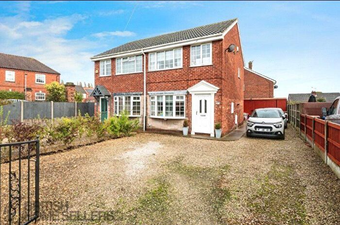 3 Bedroom Semi-Detached House For Sale In Bridge Lane, Pollington, Goole, East Riding Of Yorkshi, DN14