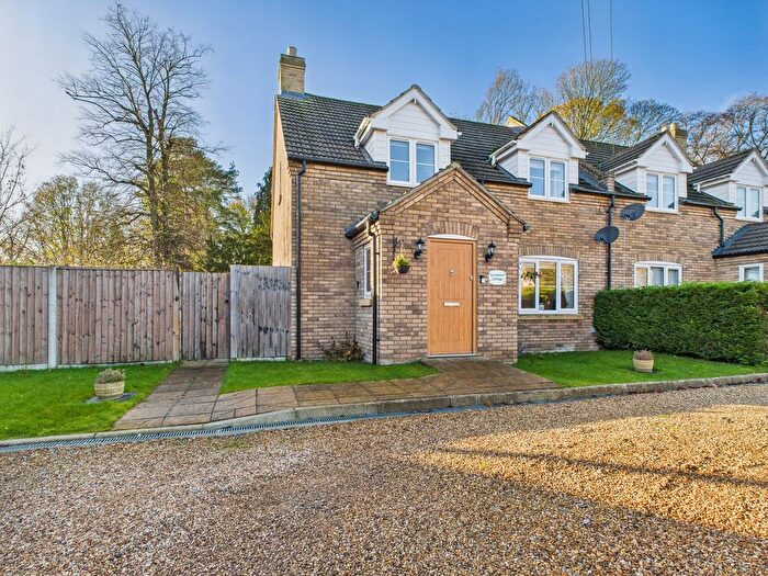 3 Bedroom Semi-Detached House For Sale In Main Road, Crimplesham, King's Lynn, PE33