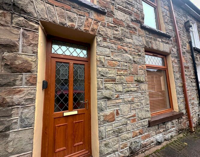 3 Bedroom Terraced House To Rent In Cardiff Street, Treorchy, CF42